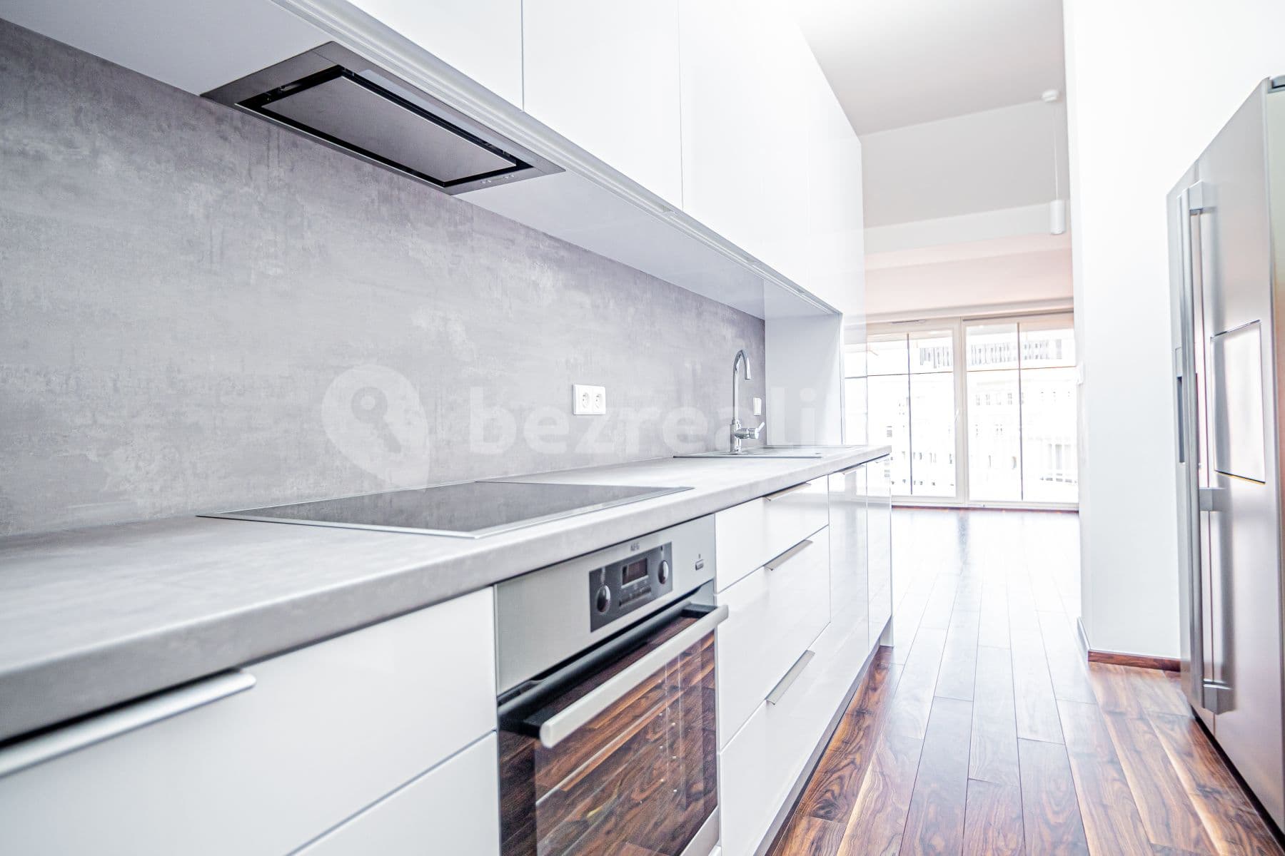 4 bedroom with open-plan kitchen flat to rent, 184 m², Lípová, Prague, Prague 4 bedroom with open-plan kitchen flat to rent, 184 m², Lípová, Prague, Prague