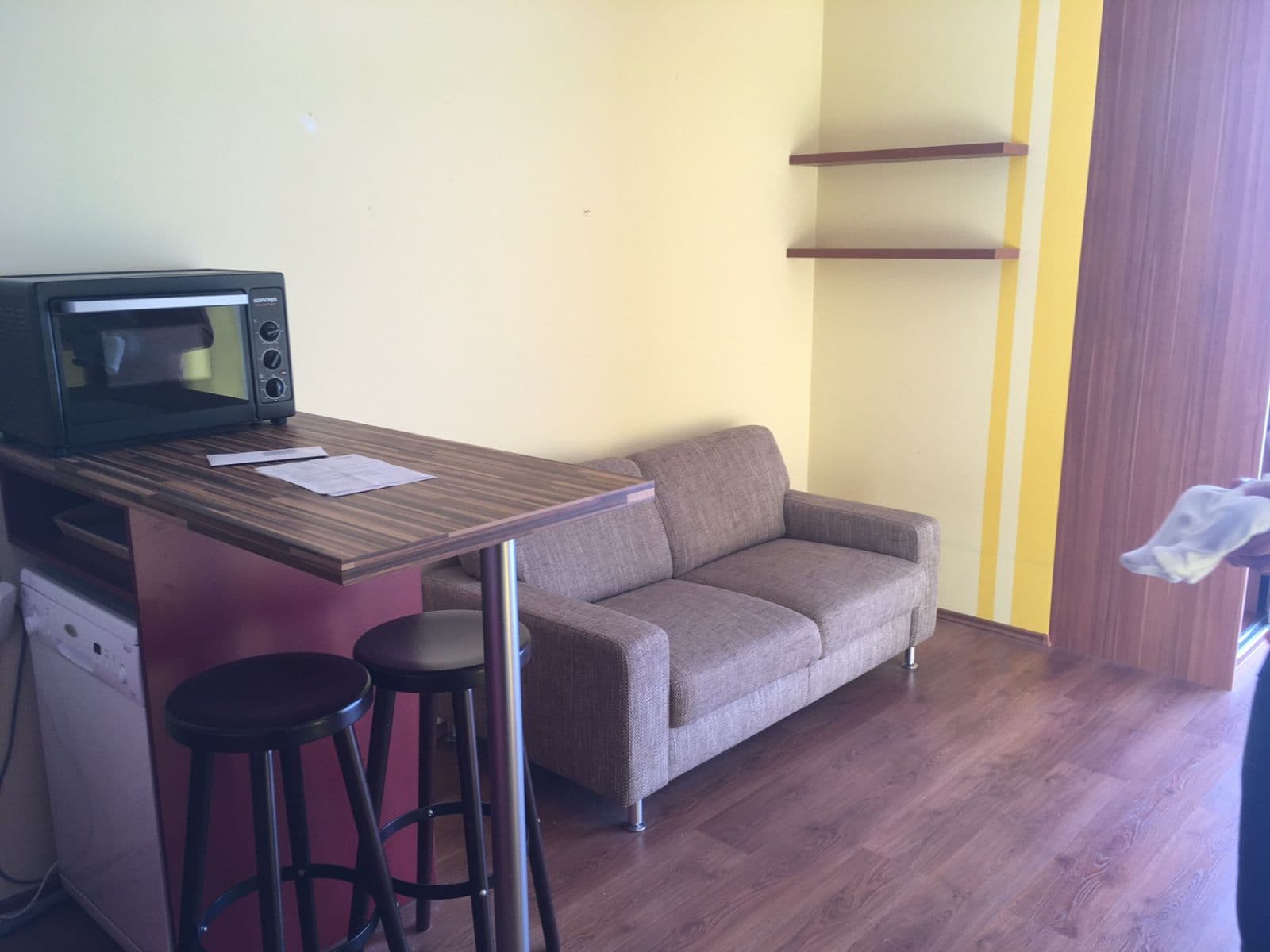 Studio flat to rent, 33 m², Pod Lipami, Prague, Prague Studio flat to rent, 33 m², Pod Lipami, Prague, Prague