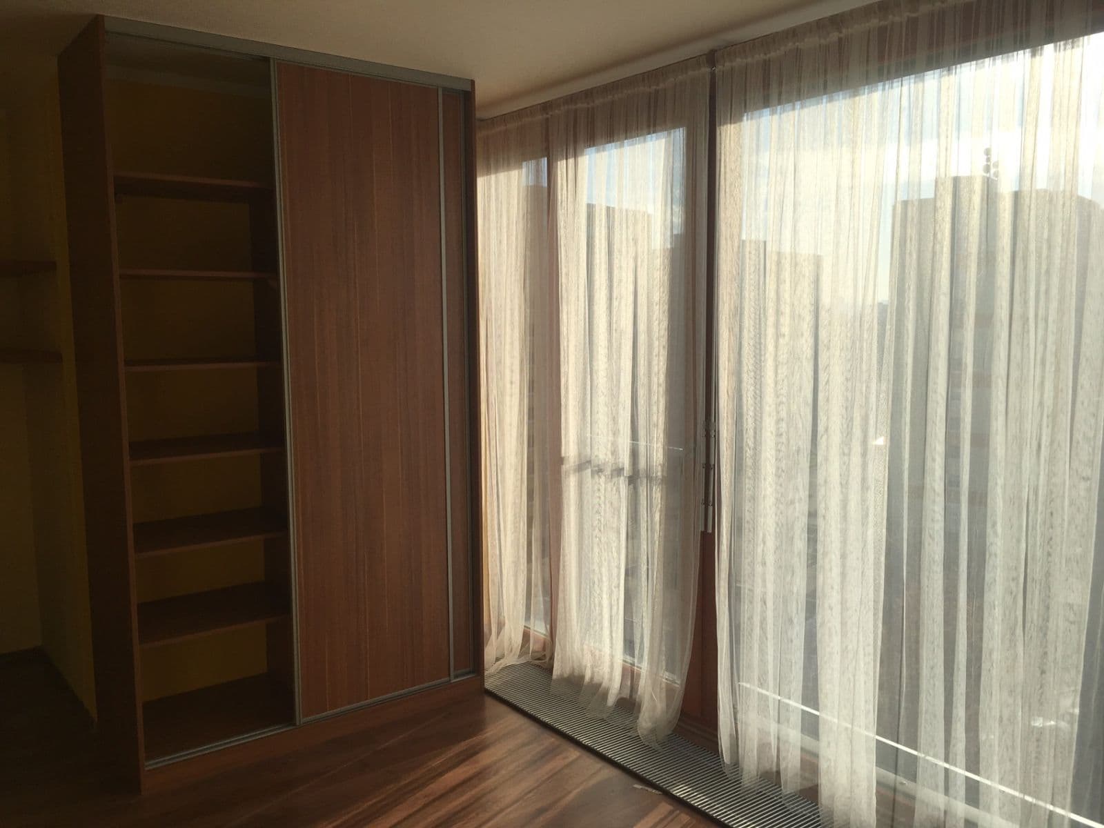 Studio flat to rent, 33 m², Pod Lipami, Prague, Prague Studio flat to rent, 33 m², Pod Lipami, Prague, Prague