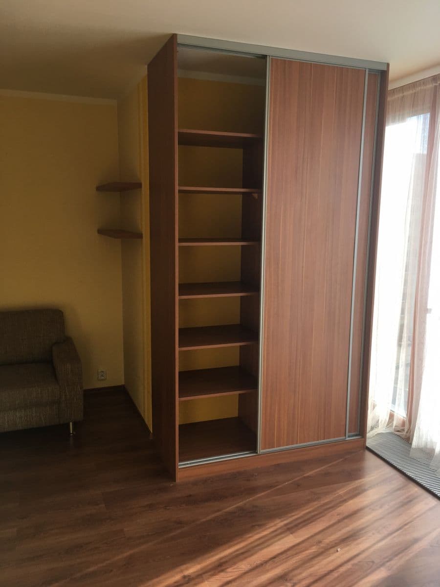 Studio flat to rent, 33 m², Pod Lipami, Prague, Prague Studio flat to rent, 33 m², Pod Lipami, Prague, Prague