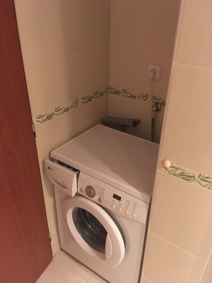 Studio flat to rent, 33 m², Pod Lipami, Prague, Prague Studio flat to rent, 33 m², Pod Lipami, Prague, Prague