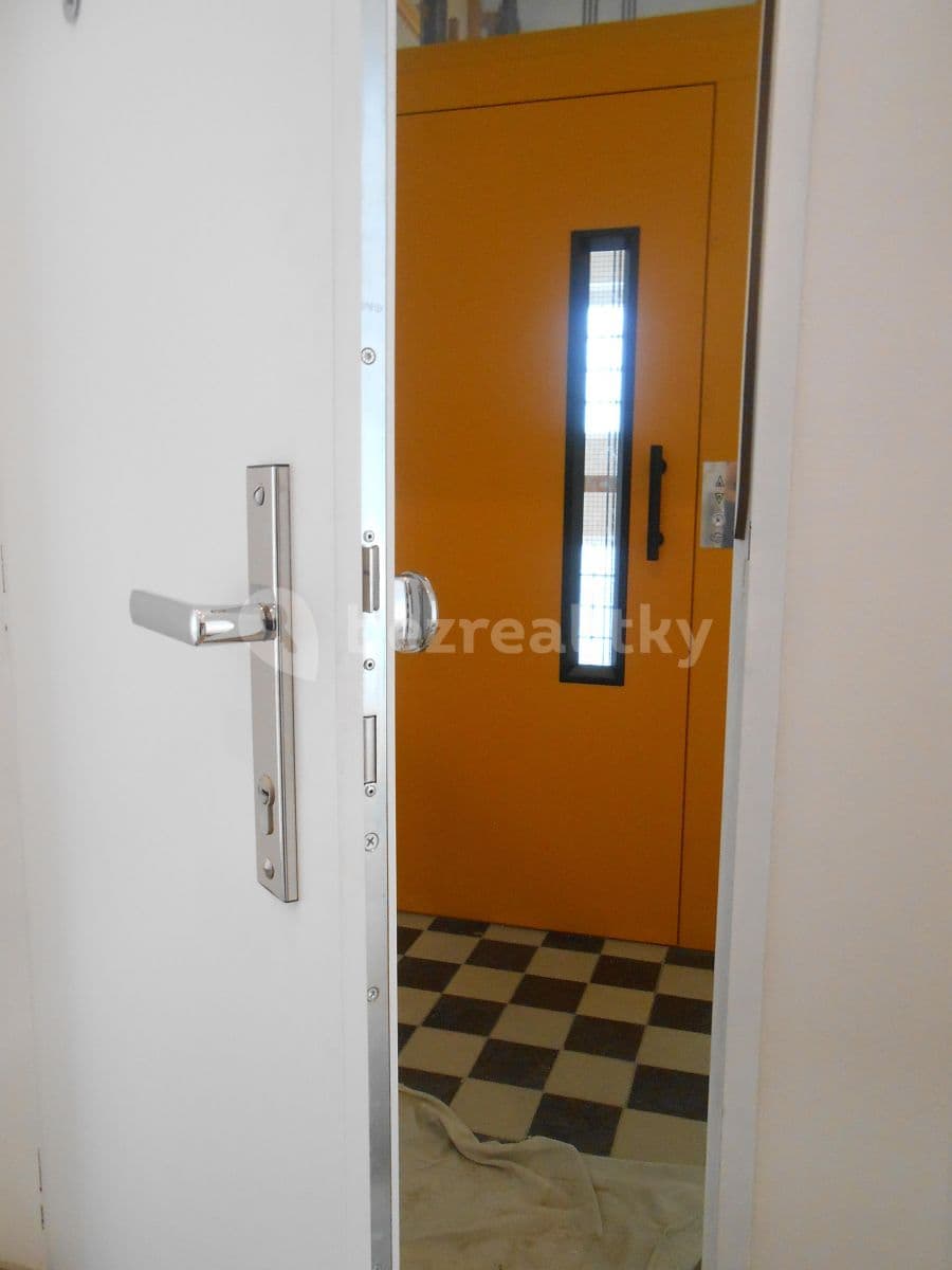 3 bedroom flat to rent, 69 m², Arménská, Prague, Prague 3 bedroom flat to rent, 69 m², Arménská, Prague, Prague