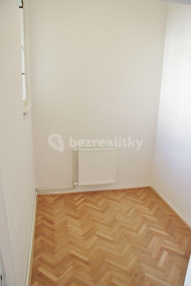 4 bedroom flat to rent, 120 m², Dr. Zikmunda Wintra, Prague, Prague