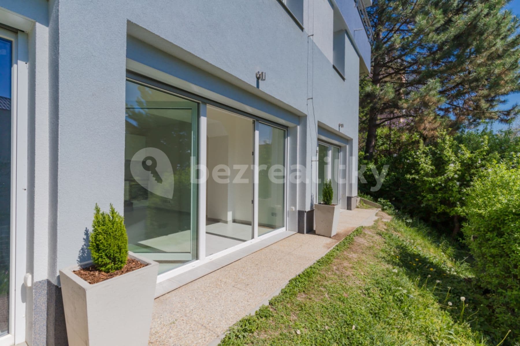 Studio flat to rent, 28 m², Na Vysočanských Vinicích, Prague, Prague Studio flat to rent, 28 m², Na Vysočanských Vinicích, Prague, Prague