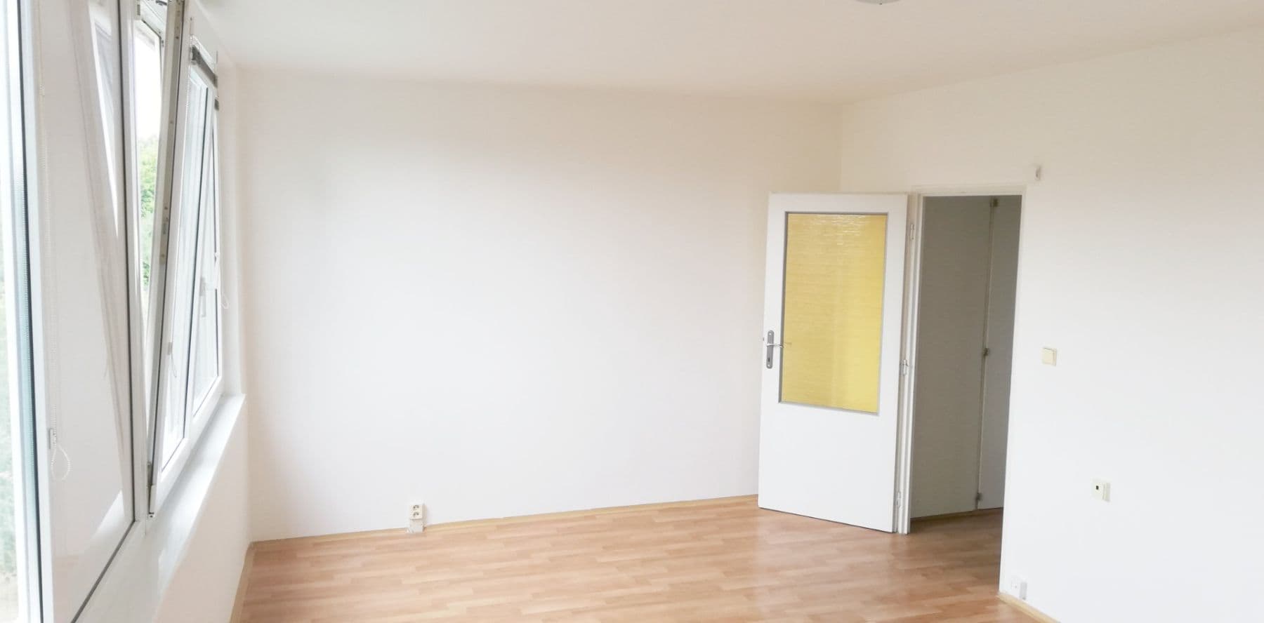 Studio flat to rent, 36 m², Morseova, Prague, Prague Studio flat to rent, 36 m², Morseova, Prague, Prague
