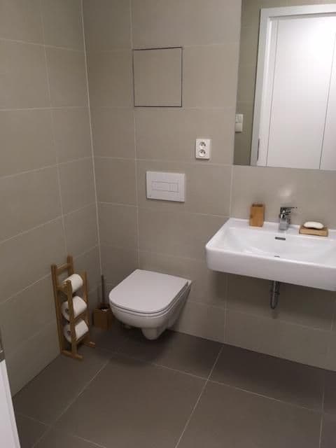 Studio flat to rent, 33 m², Hlaváčkova, Prague, Prague Studio flat to rent, 33 m², Hlaváčkova, Prague, Prague