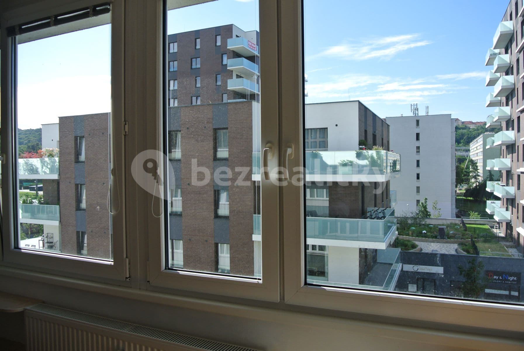 2 bedroom with open-plan kitchen flat to rent, 56 m², K Olympiku, Prague, Prague 2 bedroom with open-plan kitchen flat to rent, 56 m², K Olympiku, Prague, Prague