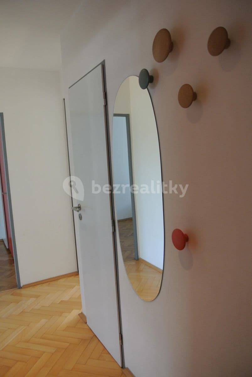 2 bedroom with open-plan kitchen flat to rent, 56 m², K Olympiku, Prague, Prague 2 bedroom with open-plan kitchen flat to rent, 56 m², K Olympiku, Prague, Prague