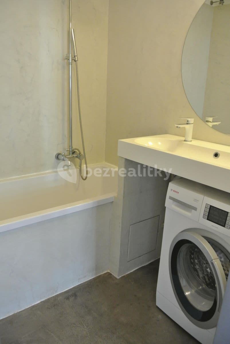 2 bedroom with open-plan kitchen flat to rent, 56 m², K Olympiku, Prague, Prague 2 bedroom with open-plan kitchen flat to rent, 56 m², K Olympiku, Prague, Prague