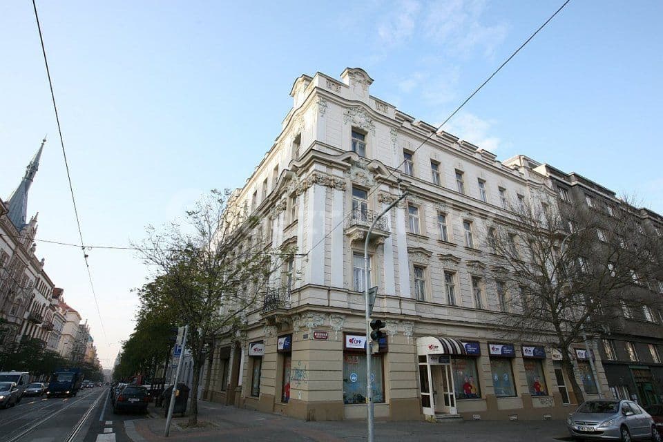 1 bedroom with open-plan kitchen flat to rent, 50 m², Korunní, Prague, Prague 1 bedroom with open-plan kitchen flat to rent, 50 m², Korunní, Prague, Prague