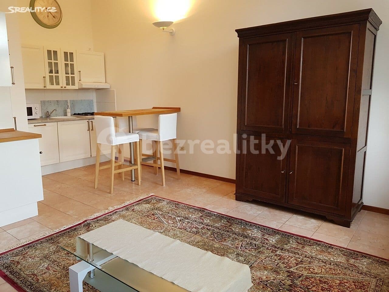 1 bedroom with open-plan kitchen flat to rent, 50 m², Korunní, Prague, Prague 1 bedroom with open-plan kitchen flat to rent, 50 m², Korunní, Prague, Prague