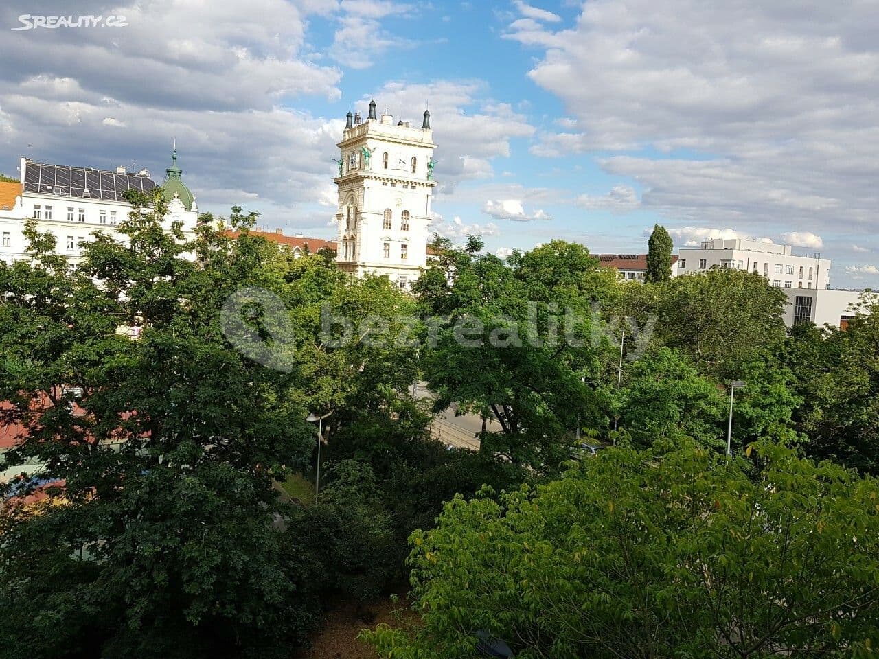 1 bedroom with open-plan kitchen flat to rent, 50 m², Korunní, Prague, Prague 1 bedroom with open-plan kitchen flat to rent, 50 m², Korunní, Prague, Prague