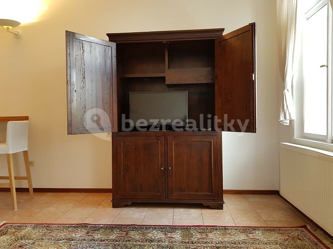1 bedroom with open-plan kitchen flat to rent, 50 m², Korunní, Prague, Prague 1 bedroom with open-plan kitchen flat to rent, 50 m², Korunní, Prague, Prague