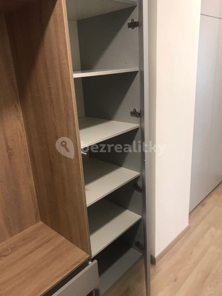 Studio flat to rent, 29 m², Souběžná Ⅱ, Prague, Prague Studio flat to rent, 29 m², Souběžná Ⅱ, Prague, Prague