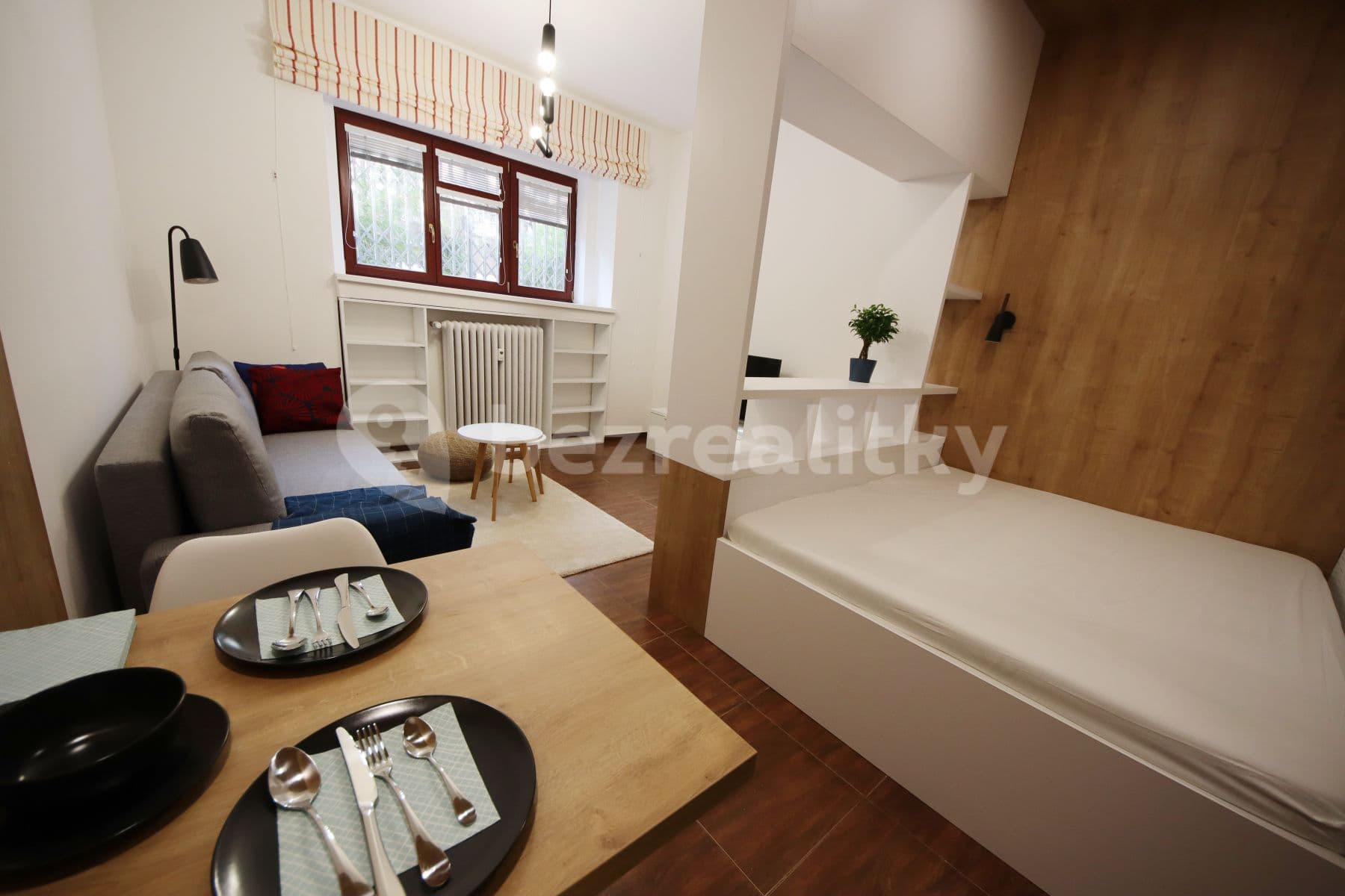 Studio flat to rent, 33 m², Koulova, Prague, Prague Studio flat to rent, 33 m², Koulova, Prague, Prague