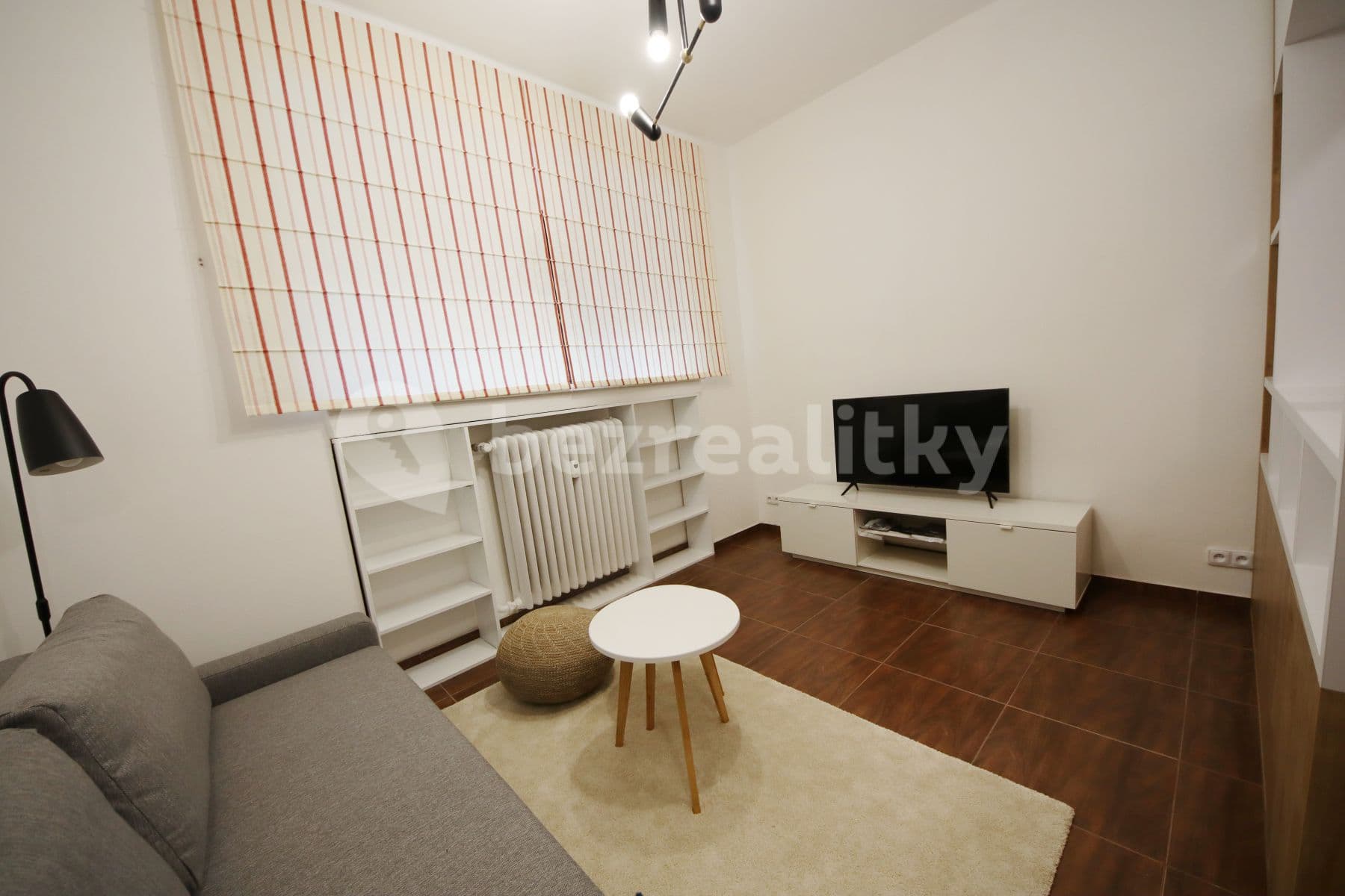 Studio flat to rent, 33 m², Koulova, Prague, Prague Studio flat to rent, 33 m², Koulova, Prague, Prague