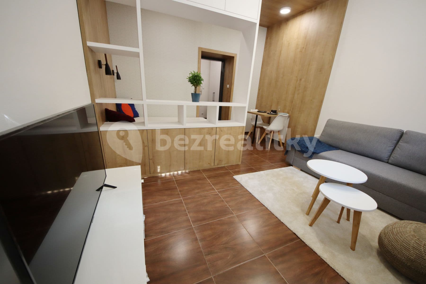 Studio flat to rent, 33 m², Koulova, Prague, Prague Studio flat to rent, 33 m², Koulova, Prague, Prague