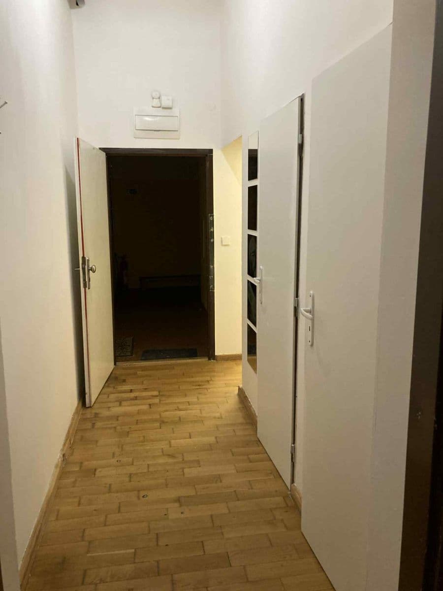 3 bedroom flat to rent, 88 m², Podnásepní, Brno, Jihomoravský Region 3 bedroom flat to rent, 88 m², Podnásepní, Brno, Jihomoravský Region