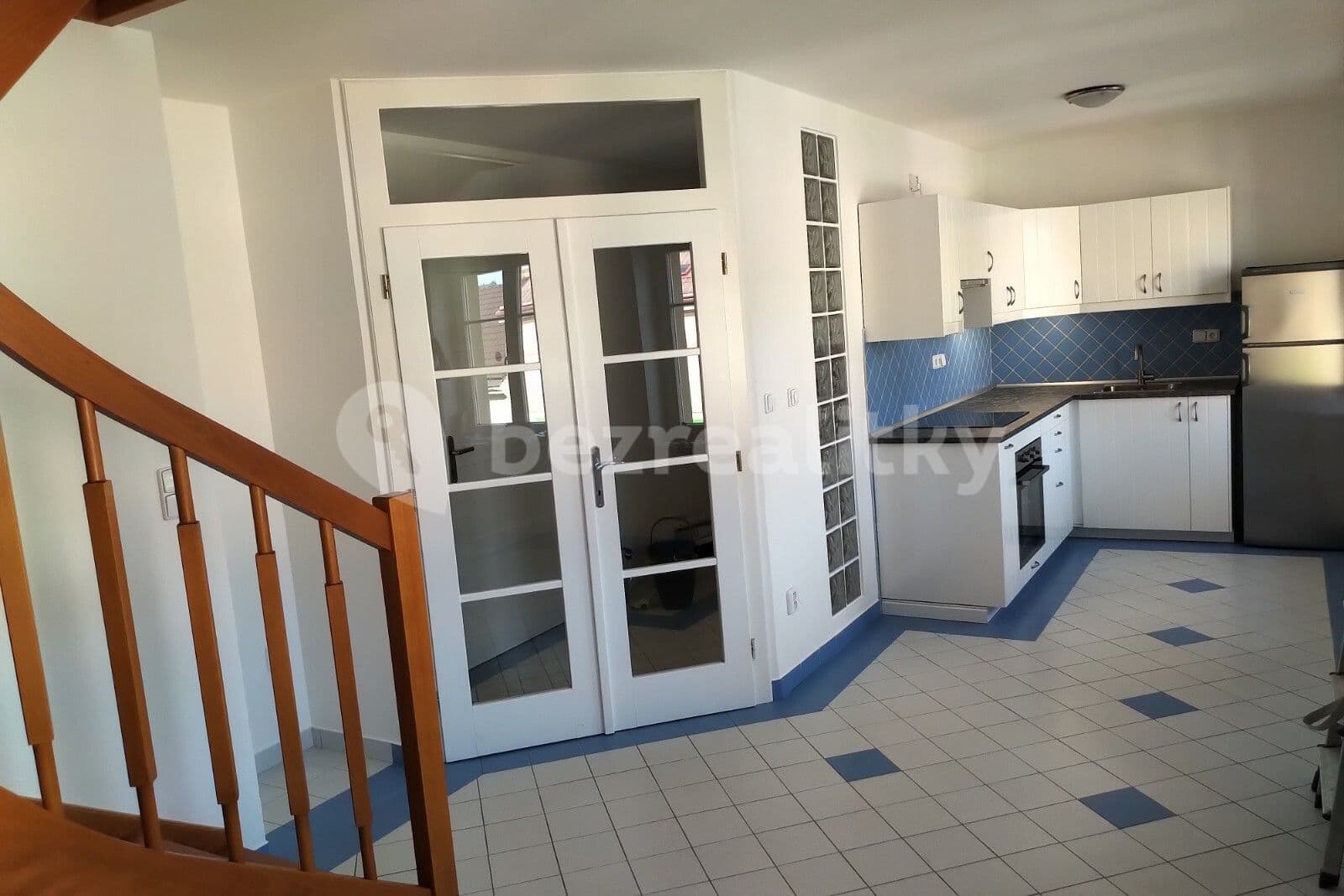 2 bedroom with open-plan kitchen flat to rent, 75 m², Zenklova, Prague, Prague 2 bedroom with open-plan kitchen flat to rent, 75 m², Zenklova, Prague, Prague