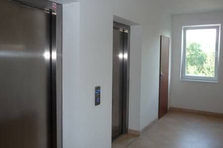 Studio flat to rent, 37 m², Nademlejnská, Prague, Prague Studio flat to rent, 37 m², Nademlejnská, Prague, Prague