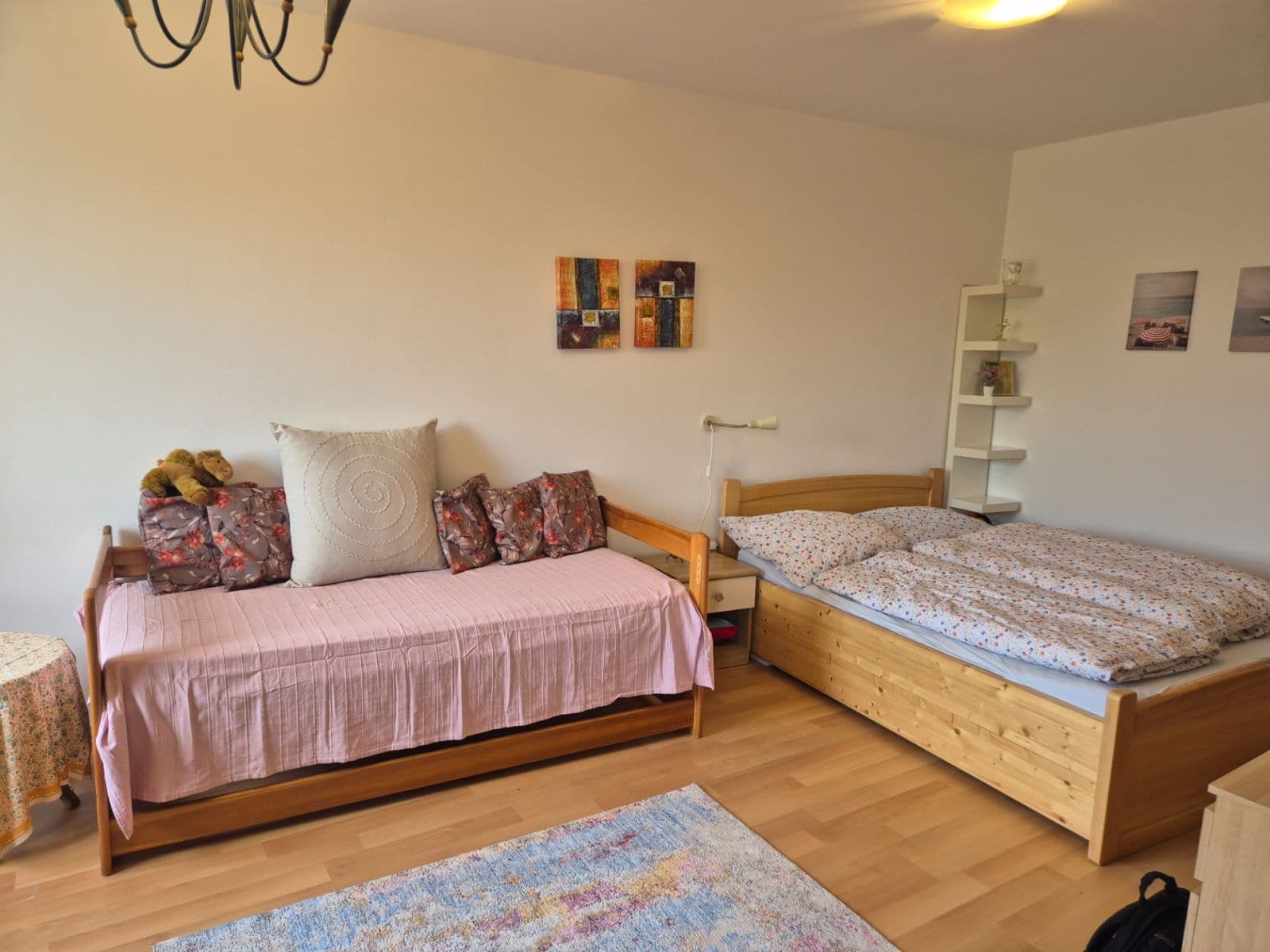 Studio flat to rent, 37 m², Nademlejnská, Prague, Prague Studio flat to rent, 37 m², Nademlejnská, Prague, Prague