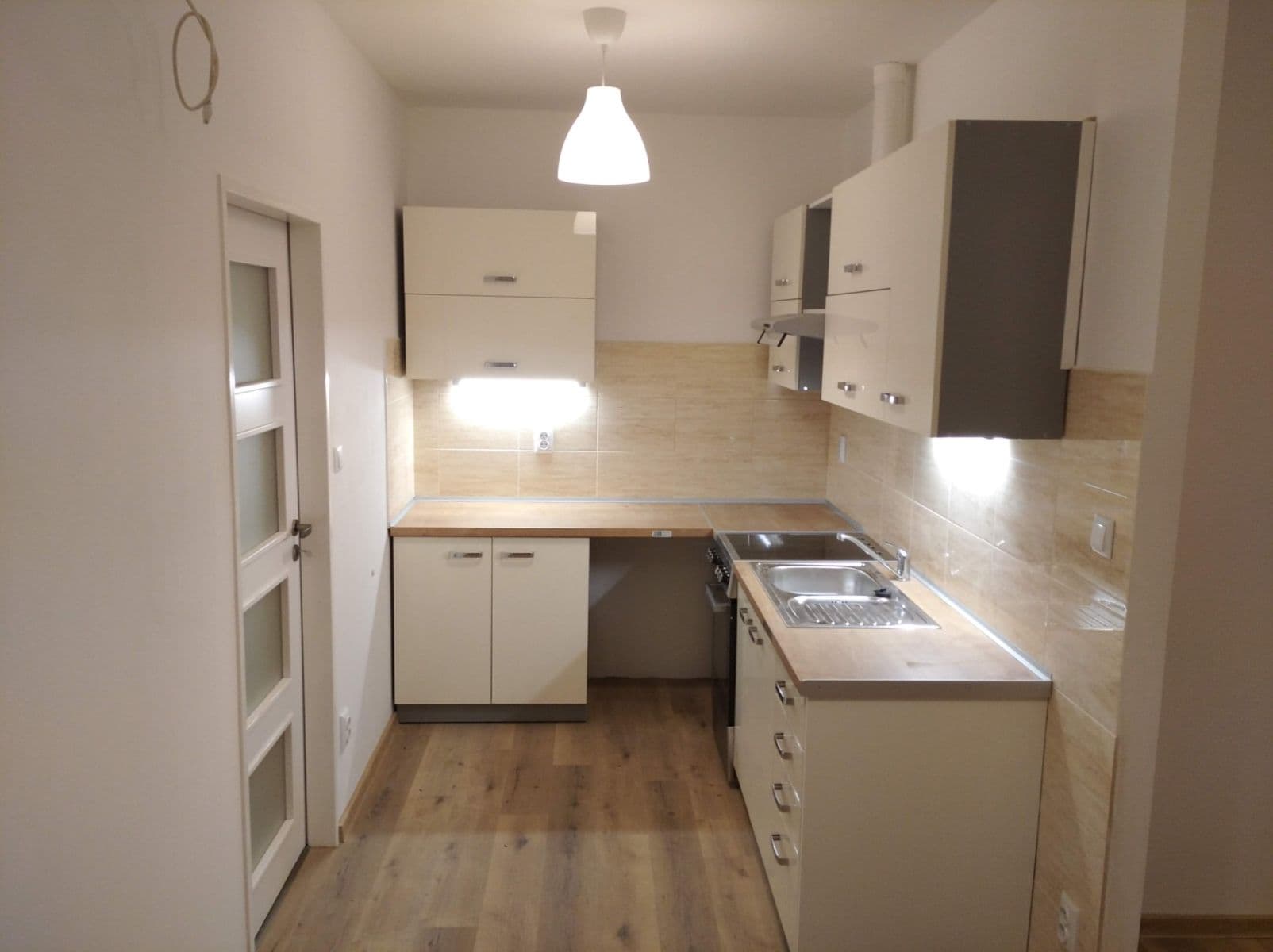 2 bedroom flat to rent, 42 m², Pod Vilami, Prague, Prague 2 bedroom flat to rent, 42 m², Pod Vilami, Prague, Prague