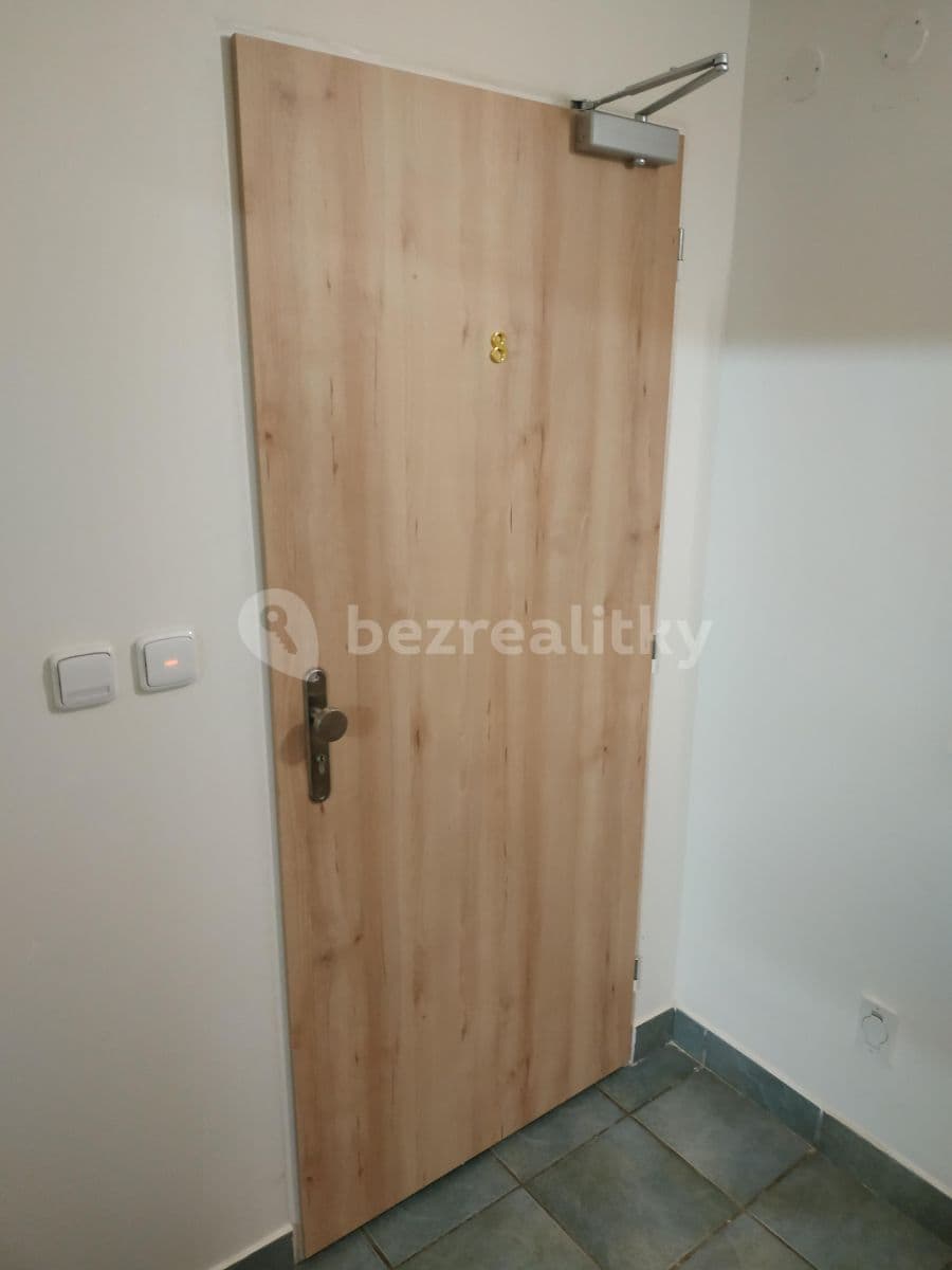 non-residential property to rent, 89 m², Na Pláni, Plzeň, Plzeňský Region non-residential property to rent, 89 m², Na Pláni, Plzeň, Plzeňský Region