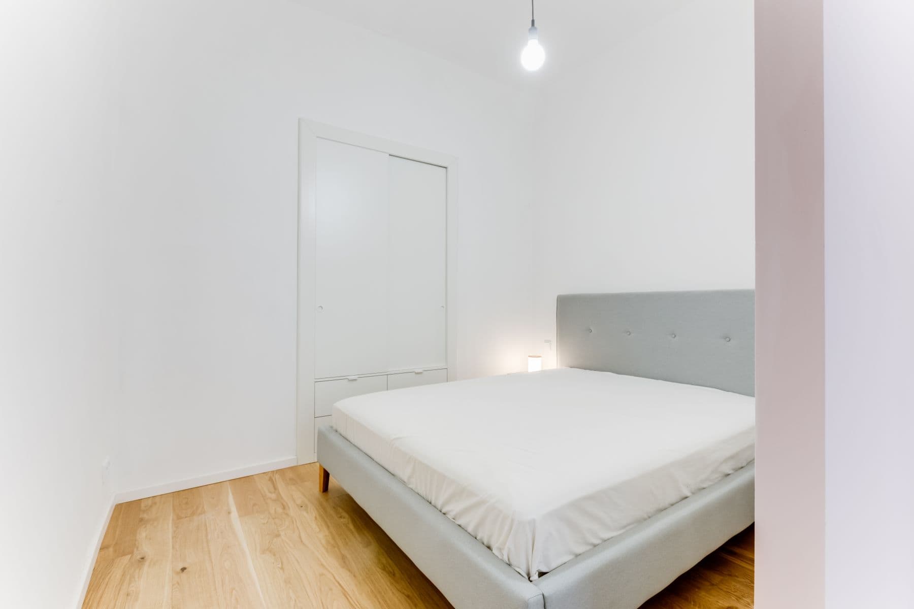 1 bedroom with open-plan kitchen flat to rent, 35 m², Pernerova, Prague, Prague 1 bedroom with open-plan kitchen flat to rent, 35 m², Pernerova, Prague, Prague