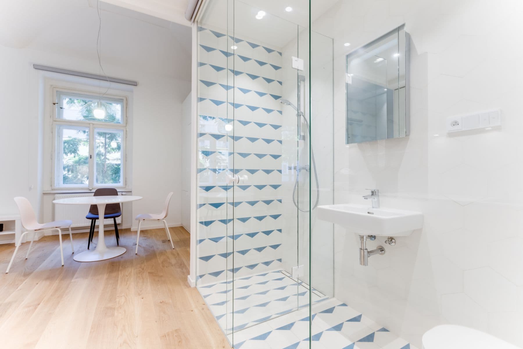 1 bedroom with open-plan kitchen flat to rent, 35 m², Pernerova, Prague, Prague 1 bedroom with open-plan kitchen flat to rent, 35 m², Pernerova, Prague, Prague