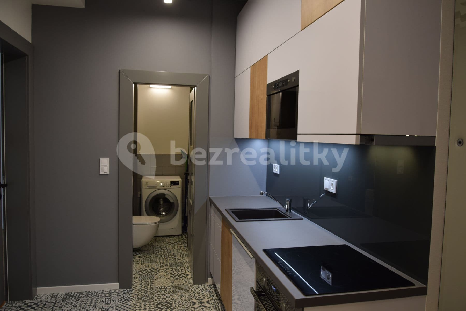 2 bedroom flat to rent, 55 m², Čajkovského, Prague, Prague 2 bedroom flat to rent, 55 m², Čajkovského, Prague, Prague