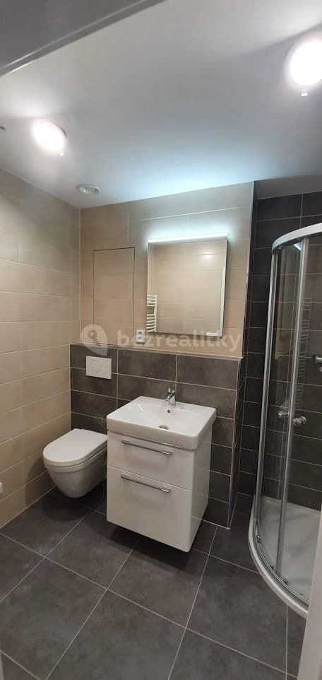 1 bedroom with open-plan kitchen flat to rent, 46 m², Kiesewettrova, Trutnov, Královéhradecký Region 1 bedroom with open-plan kitchen flat to rent, 46 m², Kiesewettrova, Trutnov, Královéhradecký Region