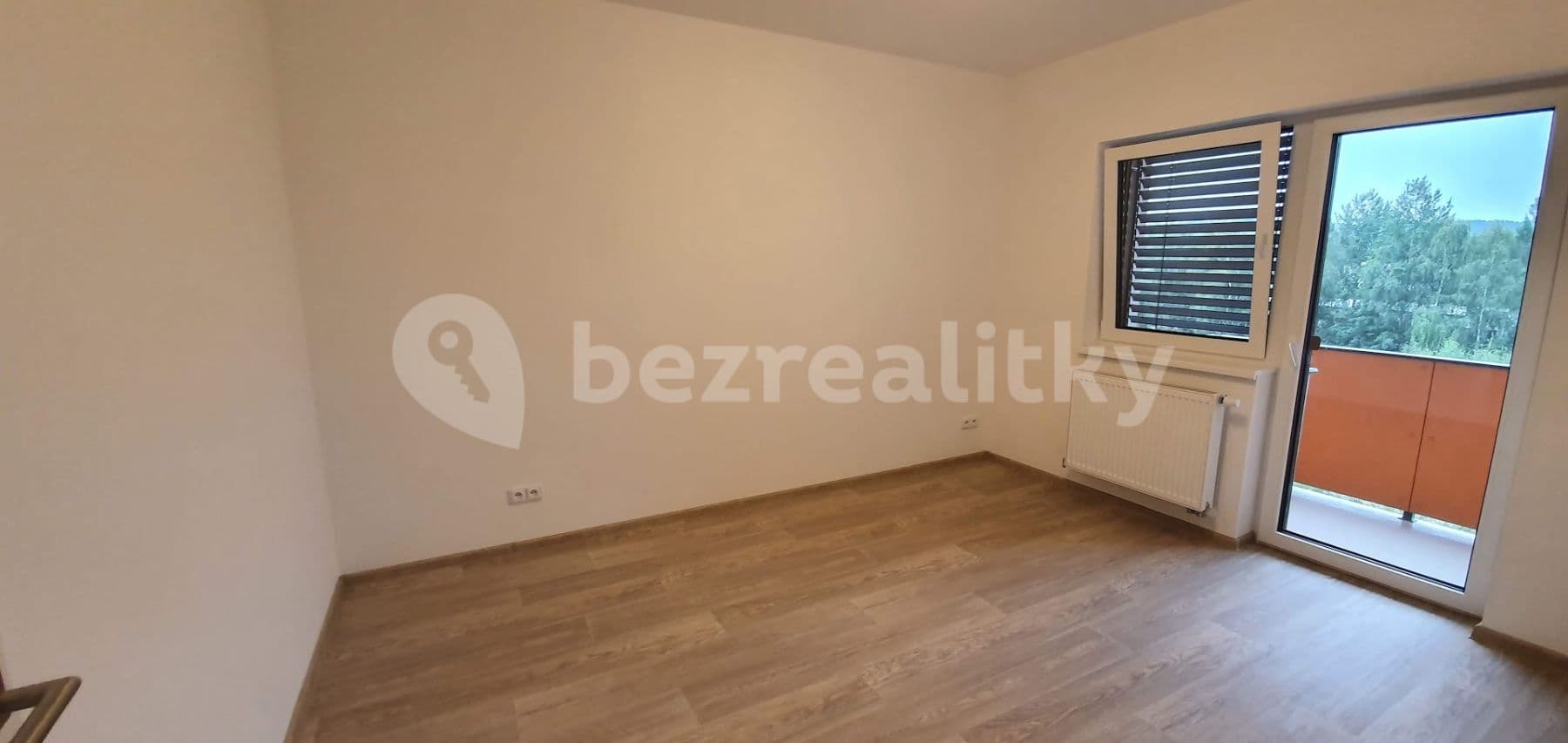 1 bedroom with open-plan kitchen flat to rent, 46 m², Kiesewettrova, Trutnov, Královéhradecký Region 1 bedroom with open-plan kitchen flat to rent, 46 m², Kiesewettrova, Trutnov, Královéhradecký Region