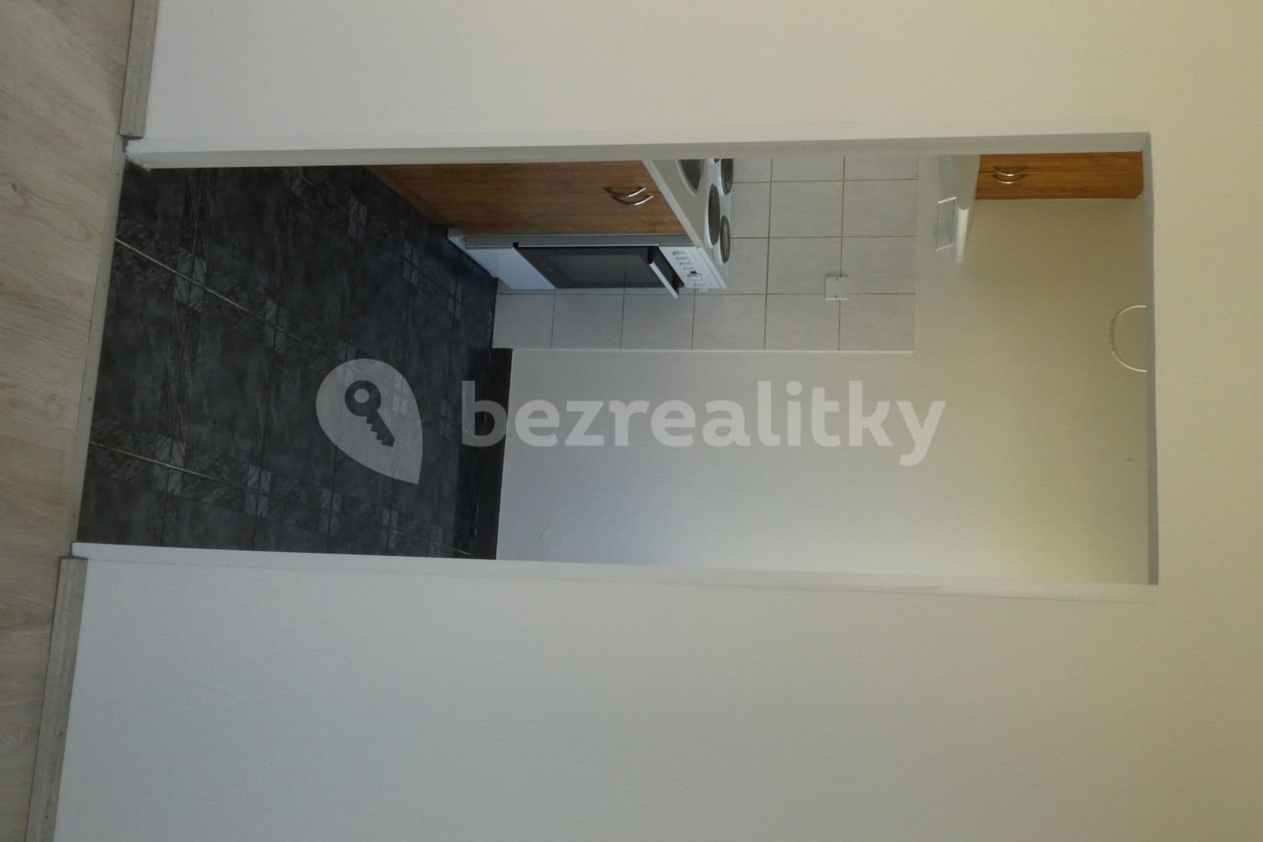 2 bedroom flat to rent, 49 m², Benešovská, Kladno, Středočeský Region 2 bedroom flat to rent, 49 m², Benešovská, Kladno, Středočeský Region