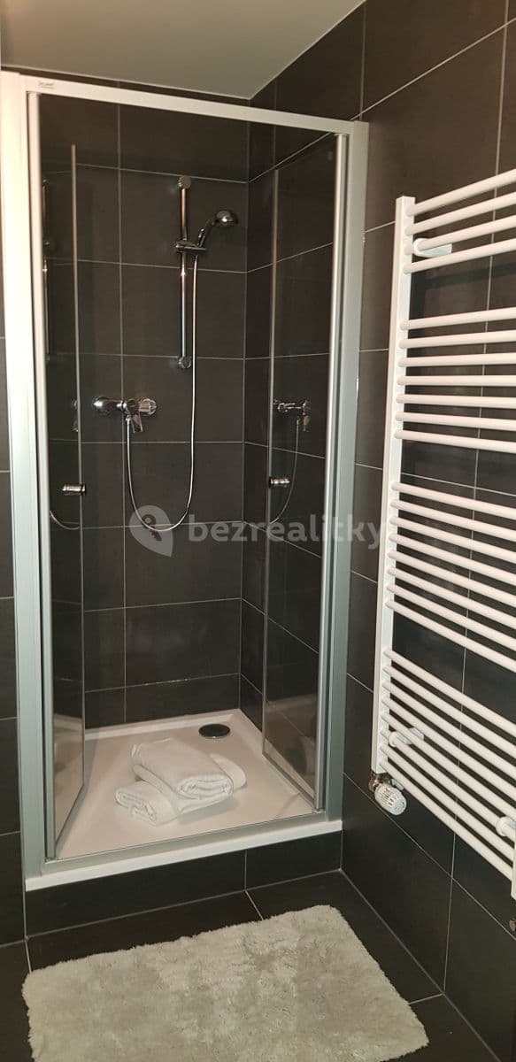 Studio flat to rent, 31 m², Zelnice II, Slavkov u Brna, Jihomoravský Region Studio flat to rent, 31 m², Zelnice II, Slavkov u Brna, Jihomoravský Region