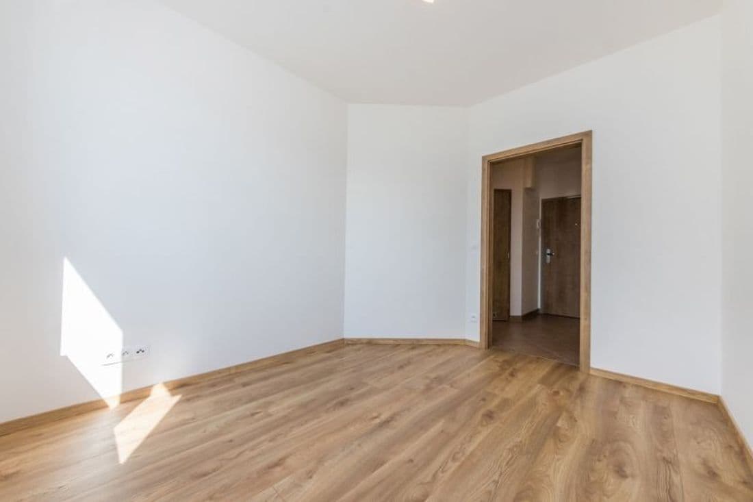 1 bedroom with open-plan kitchen flat to rent, 49 m², U plynárny, Prague, Prague 1 bedroom with open-plan kitchen flat to rent, 49 m², U plynárny, Prague, Prague