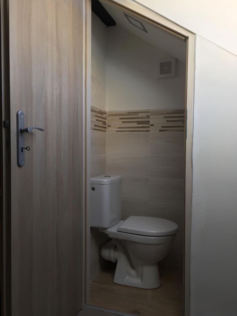 Studio flat to rent, 30 m², Nad Vodovodem, Prague, Prague Studio flat to rent, 30 m², Nad Vodovodem, Prague, Prague