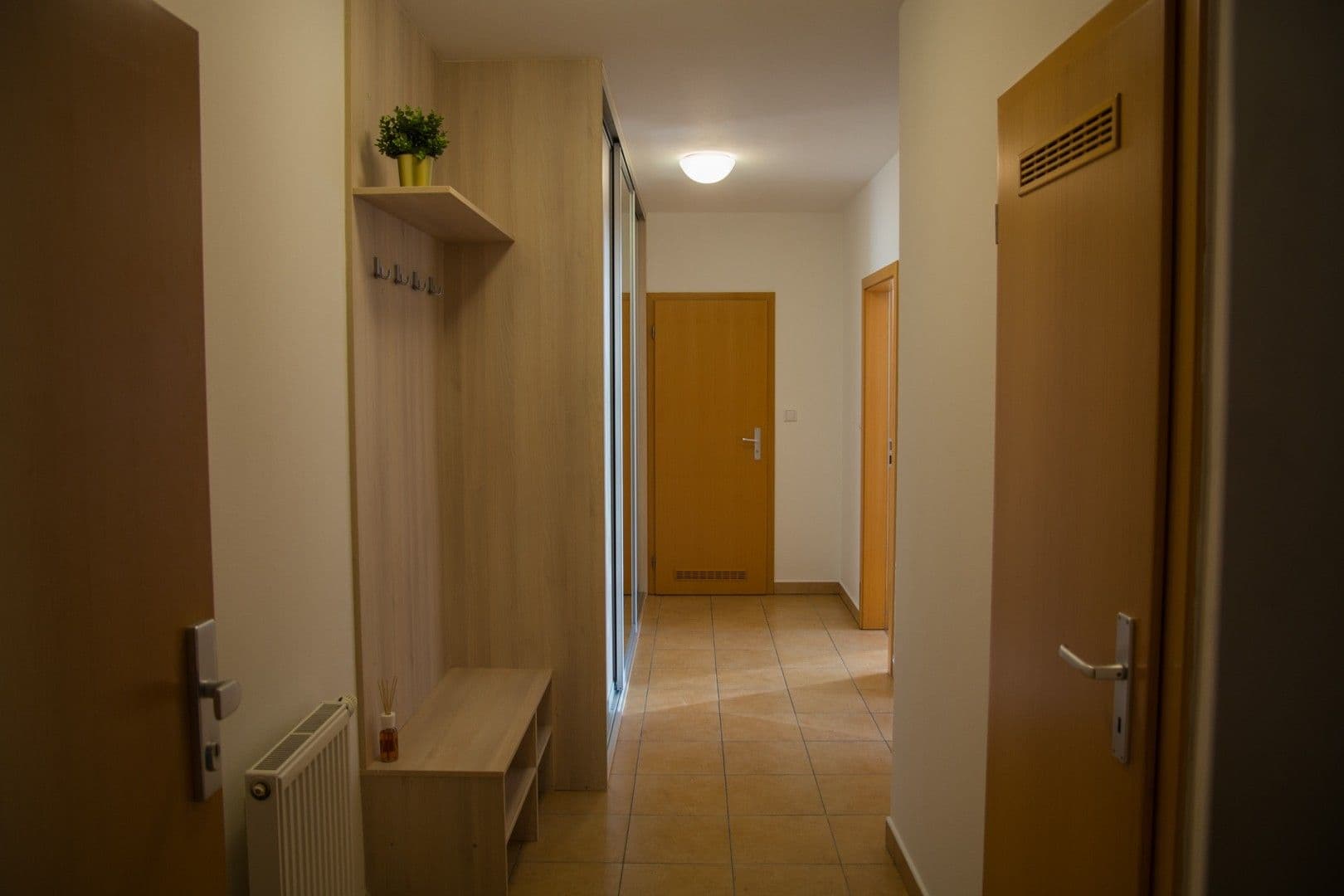 1 bedroom with open-plan kitchen flat to rent, 55 m², Kovanecká, Prague, Prague 1 bedroom with open-plan kitchen flat to rent, 55 m², Kovanecká, Prague, Prague