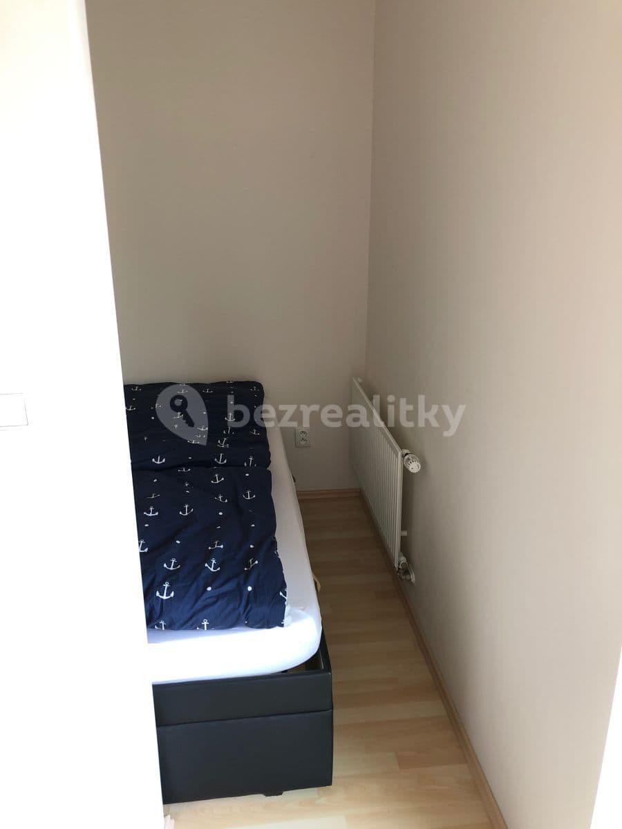 Studio flat to rent, 44 m², V Horkách, Prague, Prague Studio flat to rent, 44 m², V Horkách, Prague, Prague