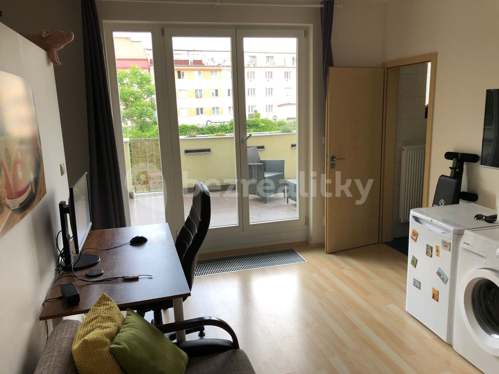 Studio flat to rent, 44 m², V Horkách, Prague, Prague Studio flat to rent, 44 m², V Horkách, Prague, Prague