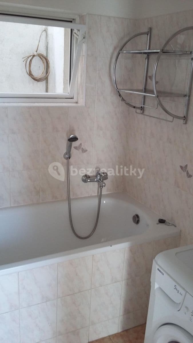 Studio flat to rent, 32 m², Ke Krči, Prague, Prague Studio flat to rent, 32 m², Ke Krči, Prague, Prague