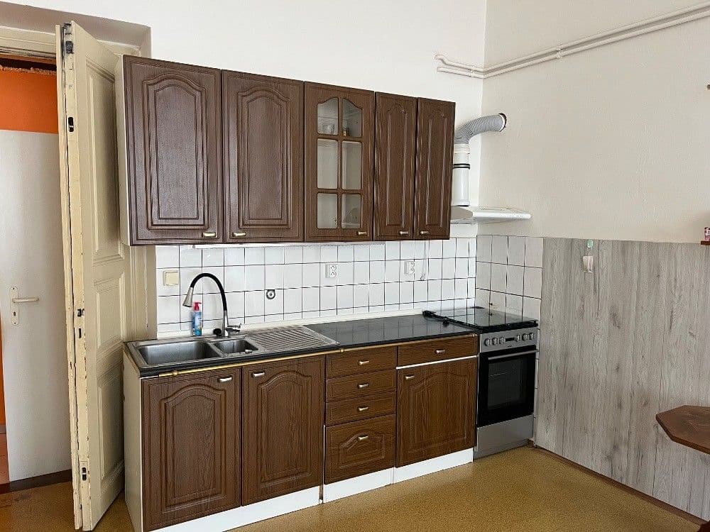 1 bedroom with open-plan kitchen flat for sale, 74 m², Komenského, Nové Město nad Metují, Královéhradecký Region 1 bedroom with open-plan kitchen flat for sale, 74 m², Komenského, Nové Město nad Metují, Královéhradecký Region