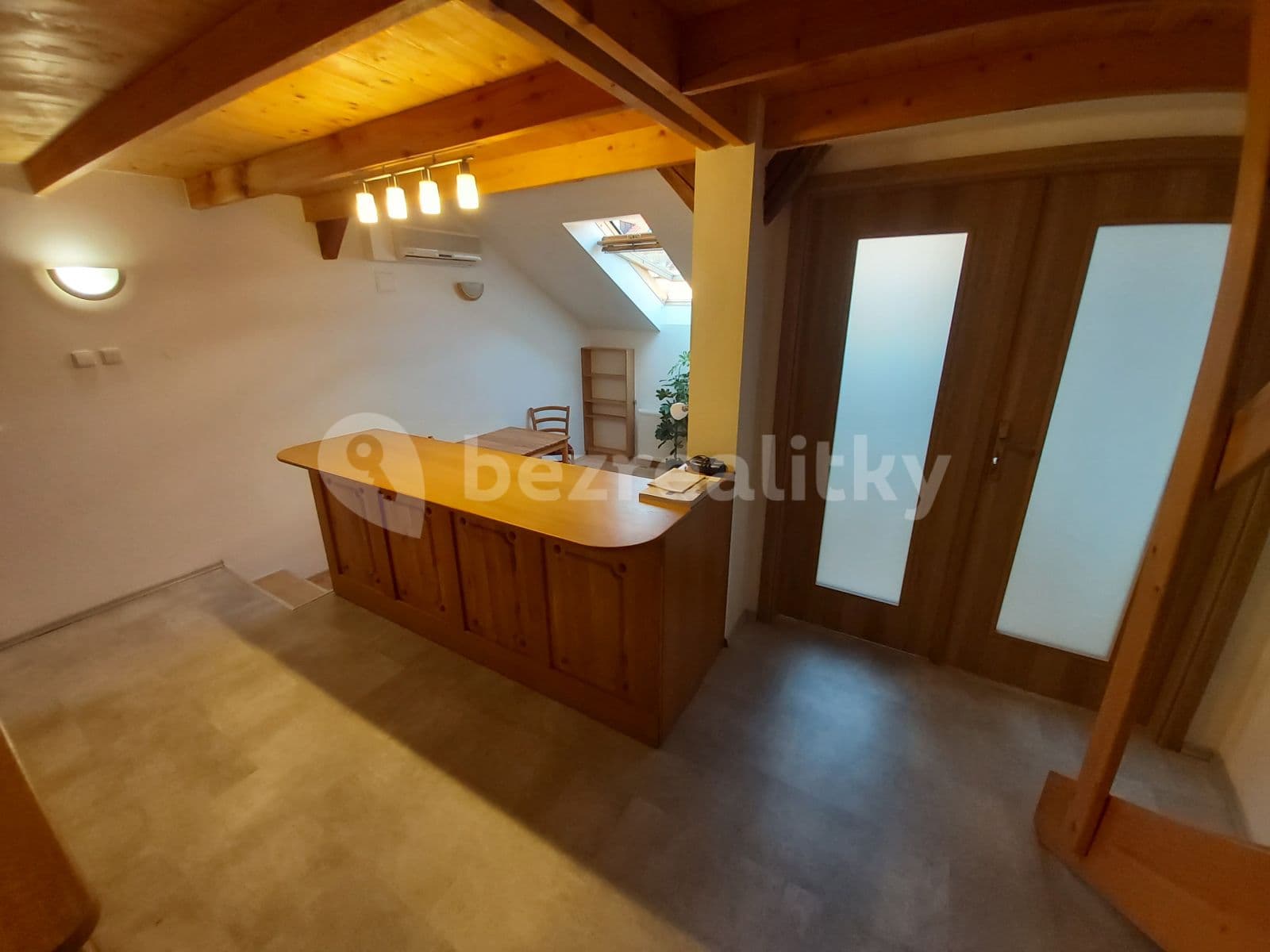 1 bedroom with open-plan kitchen flat to rent, 45 m², Americká, Prague, Prague 1 bedroom with open-plan kitchen flat to rent, 45 m², Americká, Prague, Prague