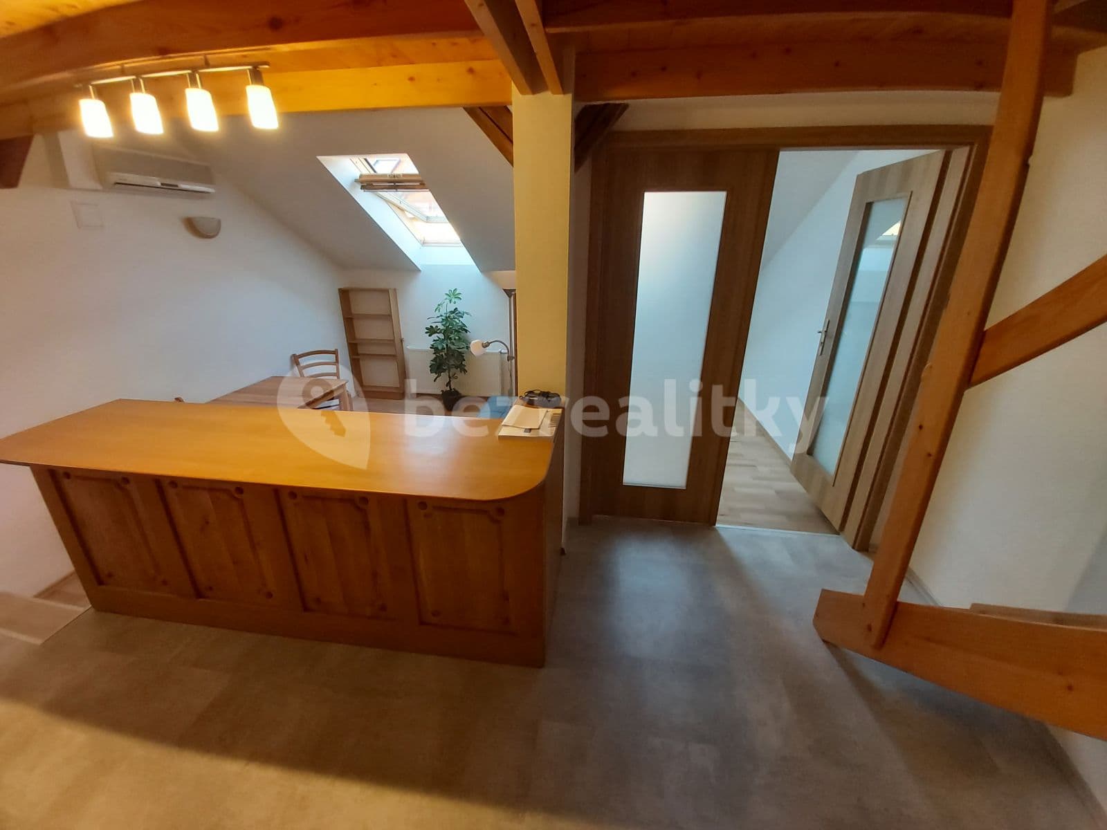 1 bedroom with open-plan kitchen flat to rent, 45 m², Americká, Prague, Prague 1 bedroom with open-plan kitchen flat to rent, 45 m², Americká, Prague, Prague