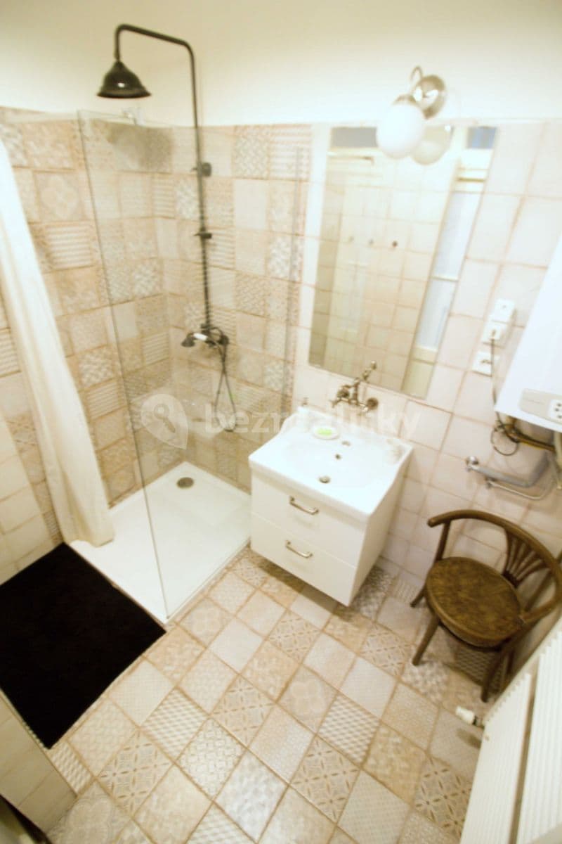 3 bedroom flat to rent, 88 m², Křižíkova, Prague, Prague 3 bedroom flat to rent, 88 m², Křižíkova, Prague, Prague