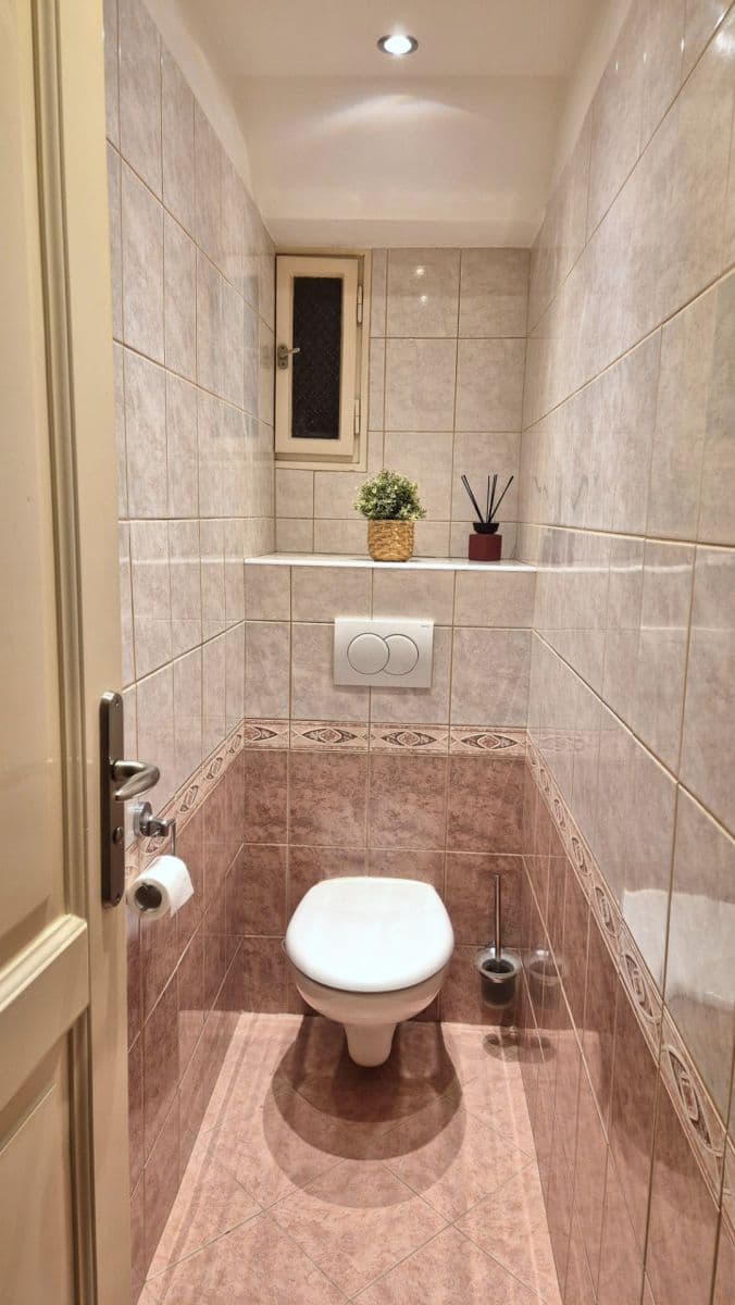 2 bedroom with open-plan kitchen flat to rent, 70 m², Ambrožova, Prague, Prague 2 bedroom with open-plan kitchen flat to rent, 70 m², Ambrožova, Prague, Prague