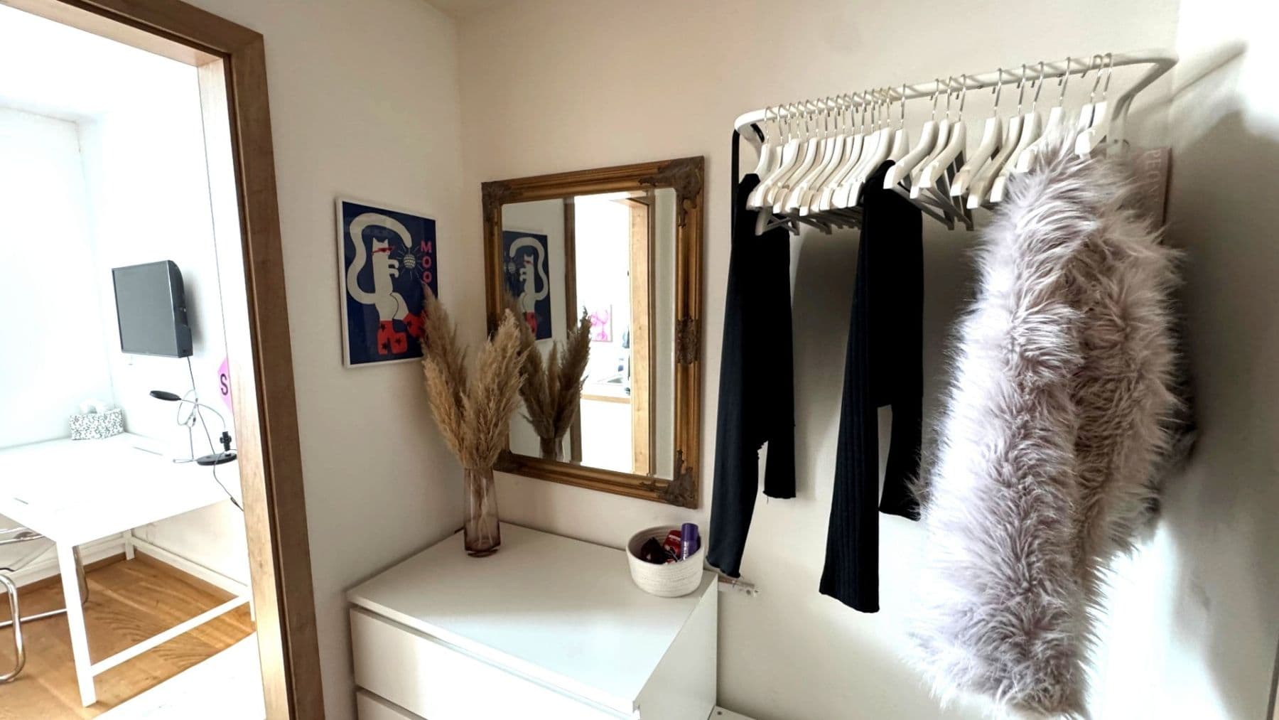 Small studio flat to rent, 15 m², Moskevská, Prague, Prague Small studio flat to rent, 15 m², Moskevská, Prague, Prague
