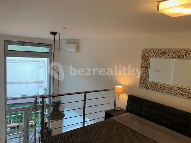 1 bedroom with open-plan kitchen flat to rent, 55 m², U Libeňského pivovaru, Prague, Prague 1 bedroom with open-plan kitchen flat to rent, 55 m², U Libeňského pivovaru, Prague, Prague