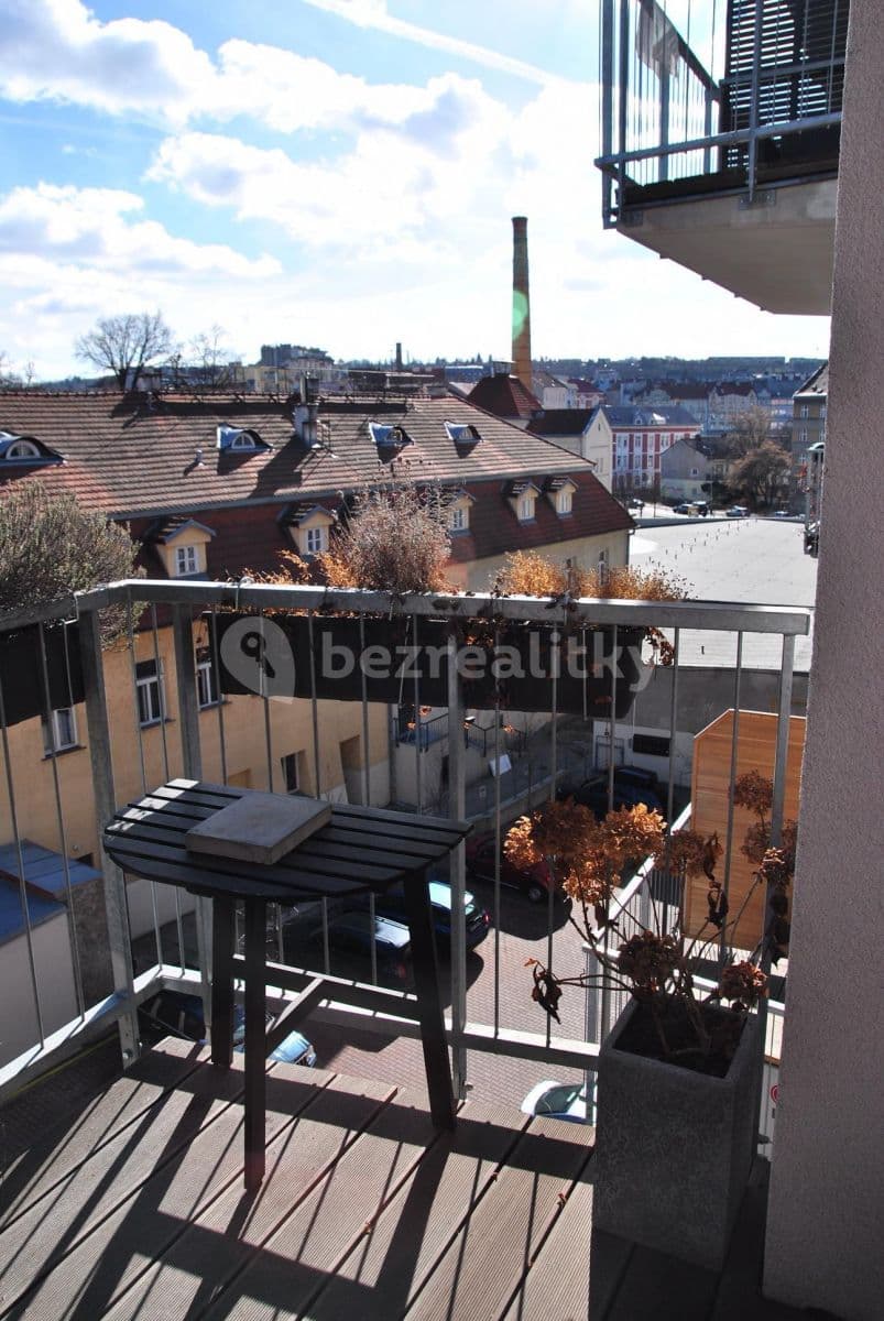 1 bedroom with open-plan kitchen flat to rent, 55 m², U Libeňského pivovaru, Prague, Prague 1 bedroom with open-plan kitchen flat to rent, 55 m², U Libeňského pivovaru, Prague, Prague