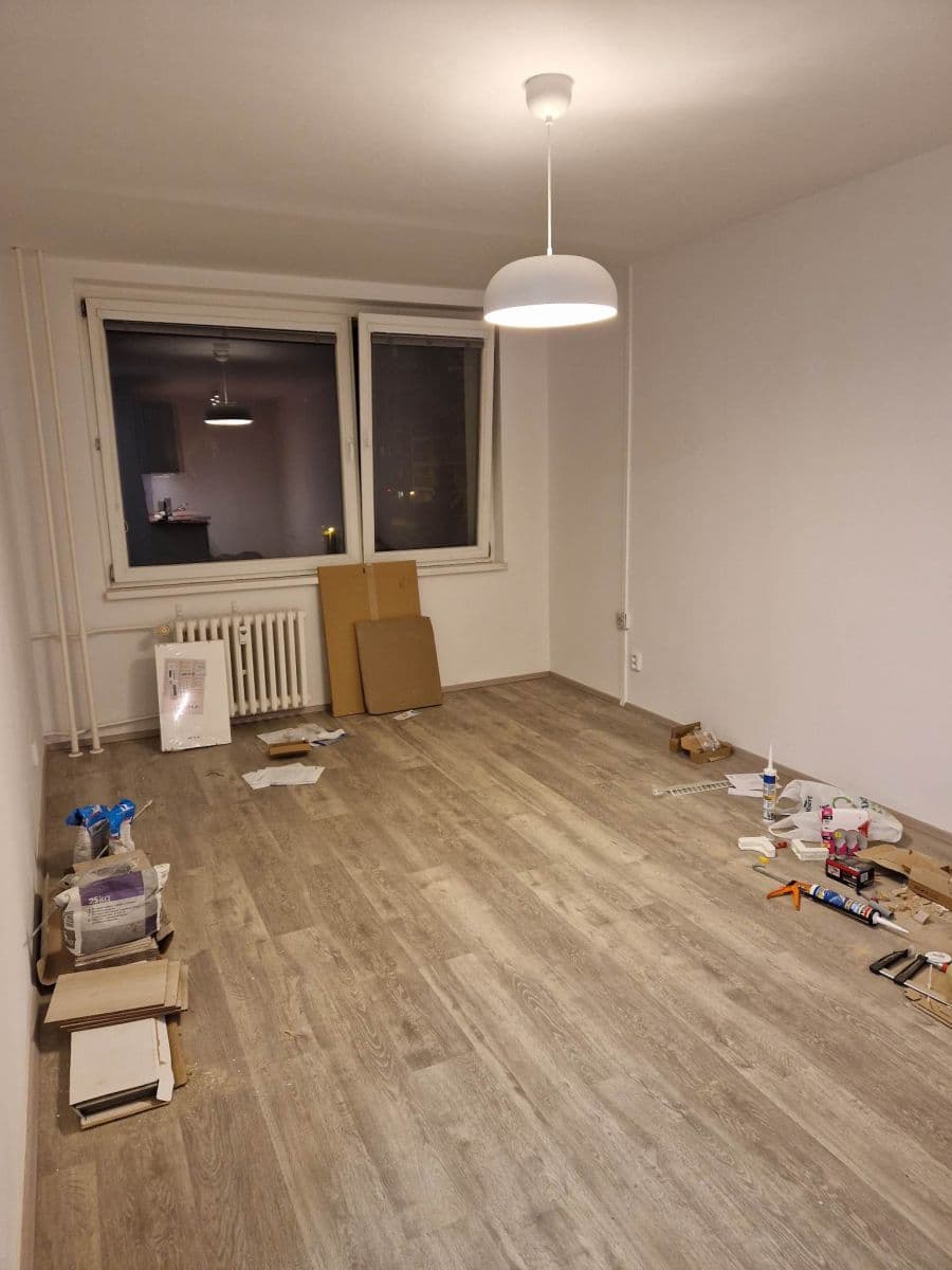 1 bedroom with open-plan kitchen flat to rent, 43 m², Roháčova, Prague, Prague 1 bedroom with open-plan kitchen flat to rent, 43 m², Roháčova, Prague, Prague