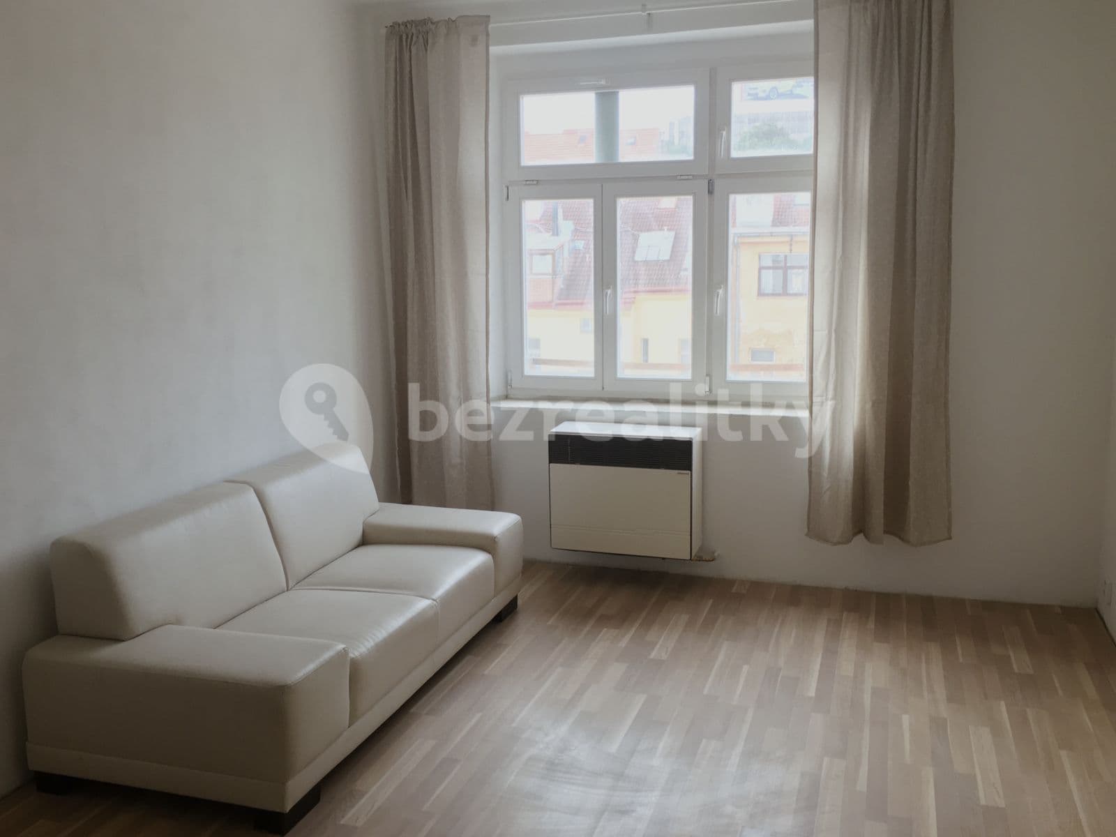 2 bedroom flat to rent, 47 m², Sekaninova, Prague, Prague 2 bedroom flat to rent, 47 m², Sekaninova, Prague, Prague